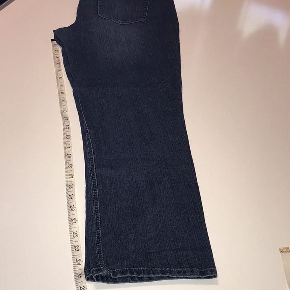 Apt 9 Capri Jeans Size 14 - Picture 6 of 8